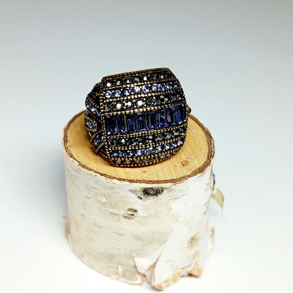 Heidi Daus size 5 Ring - Picture 2 of 7